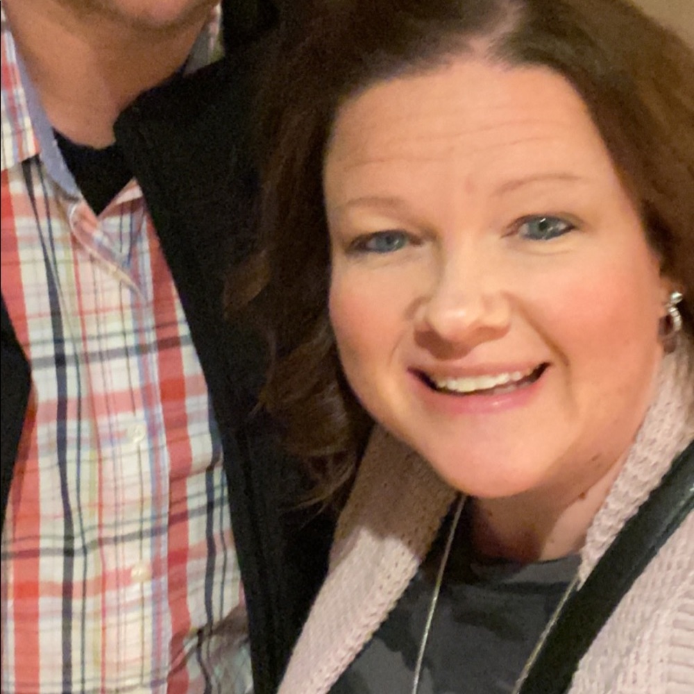 Meet your Posher, Cindy